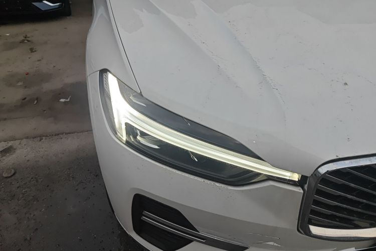 沃尔沃XC60 2026款 B5 四驱智远豪华版车身外观8