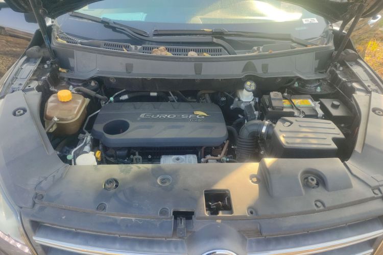 东风风光 风光580 2017款 改款 1.5T CVT豪华型机舱底盘24