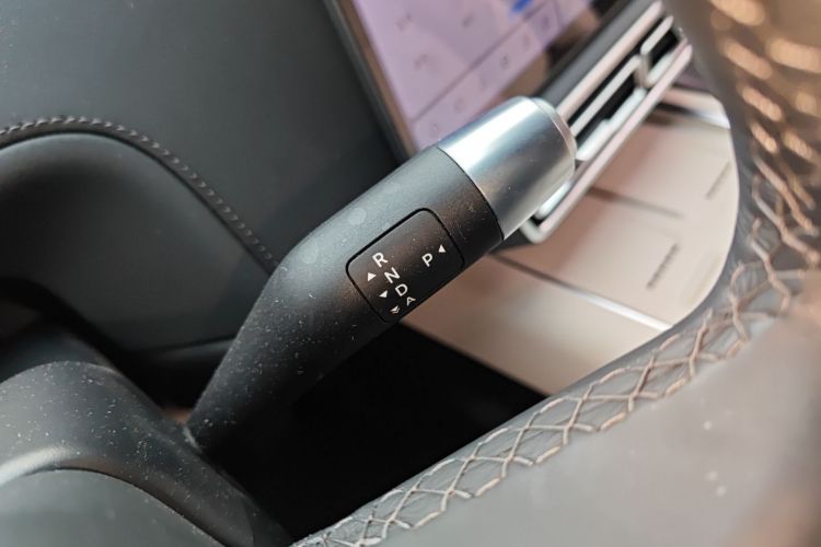 理想汽车 理想L6 2025款 Max 智能焕新版中控内饰18