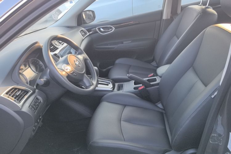 日产 轩逸 2022款 经典 1.6XL CVT豪华版中控内饰19