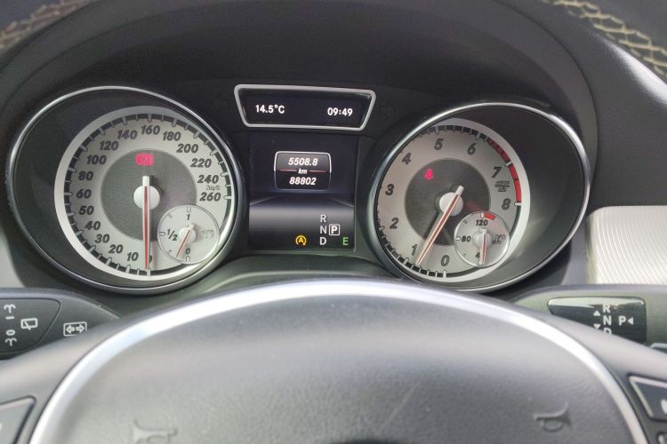 奔驰GLA 2015款 GLA 200 时尚型中控内饰14