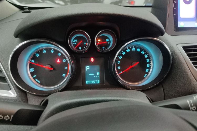 别克 昂科拉 2015款 1.4T 自动两驱都市精英型中控内饰14