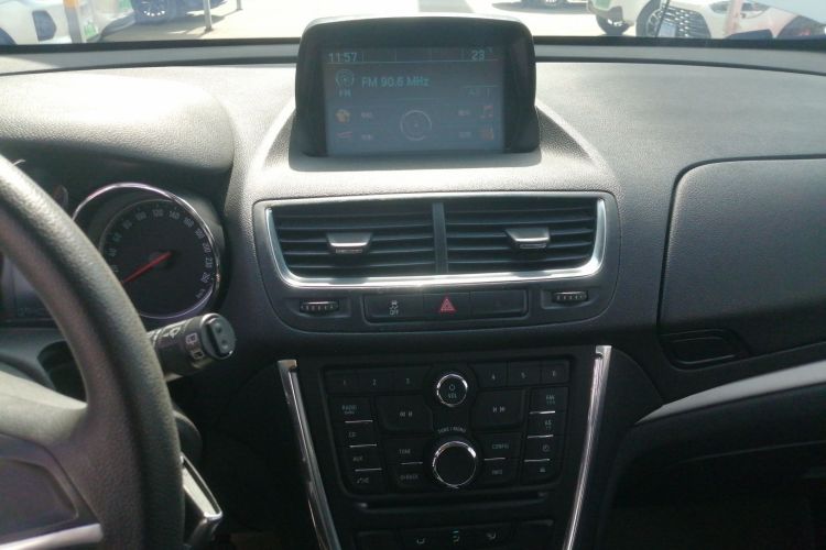 别克 昂科拉 2014款 1.4T 自动两驱都市精英型局部细节16