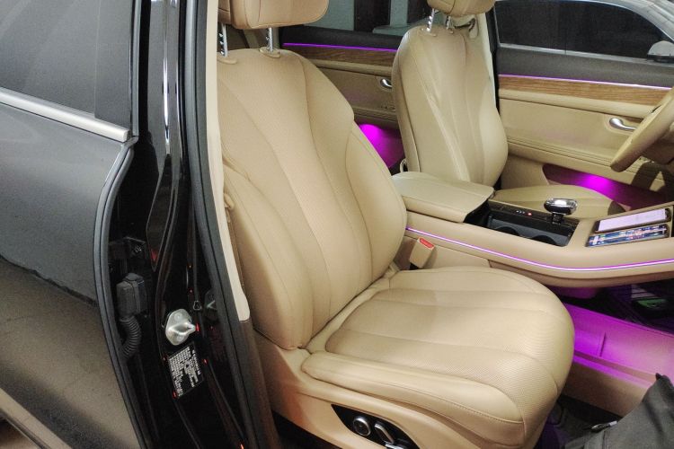 鸿蒙智行 问界M7 2024款 1.5T 后驱Plus版 5座局部细节41