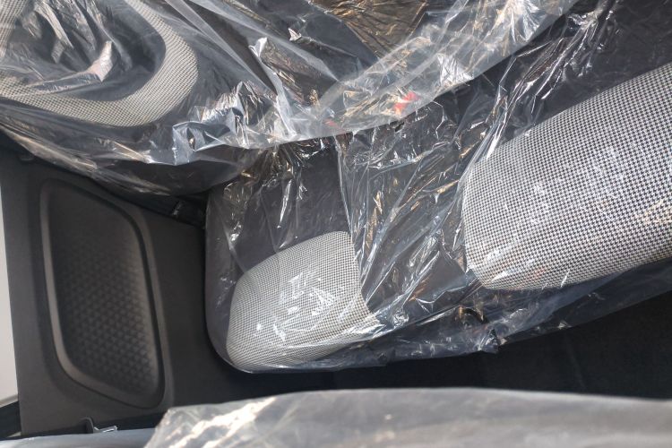 五菱汽车 宏光MINIEV 2024款 第三代 215km 青春版中控内饰21