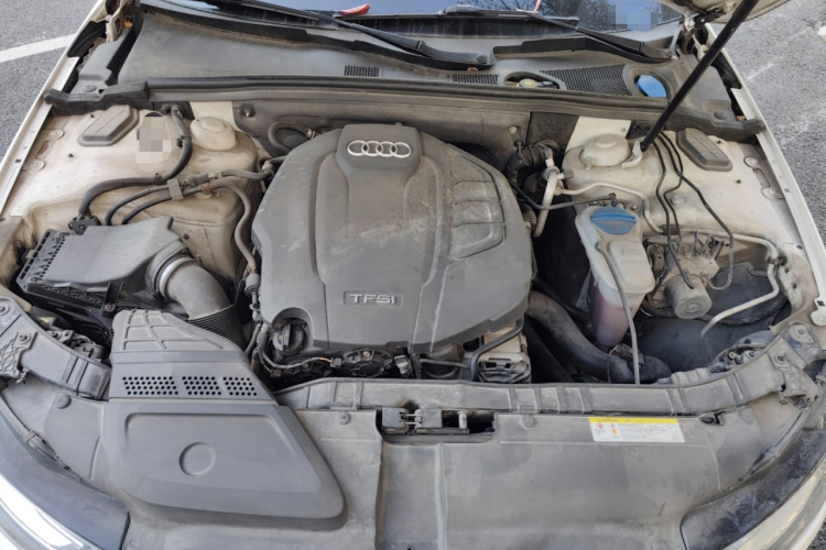 奥迪A4L 2016款 35 TFSI 自动舒适型局部细节24