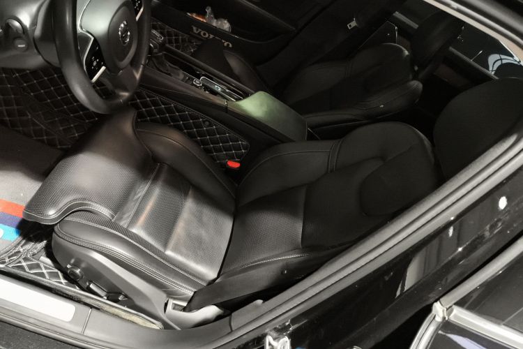 沃尔沃S90 2018款 T5 智尊版中控内饰19