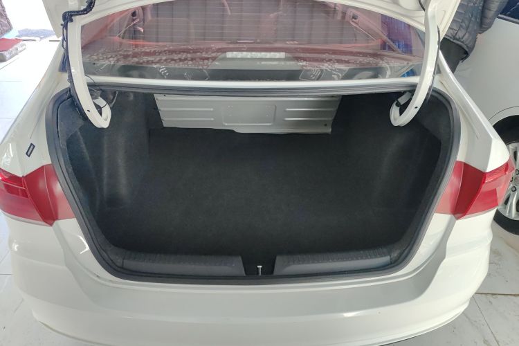 大众 桑塔纳 2021款 1.5L 自动风尚版局部细节23