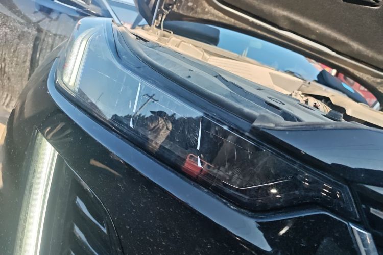 凯迪拉克CT5 2021款 28T 技术型车身外观8