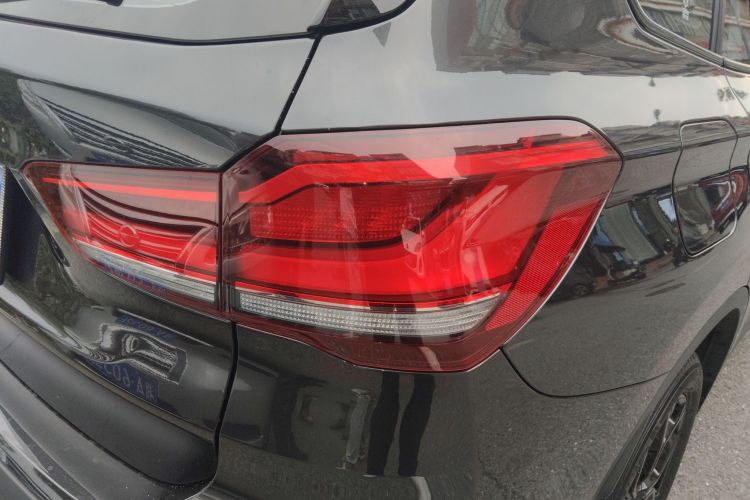 宝马X1 2021款 改款 sDrive25Li 领先型车身外观6006