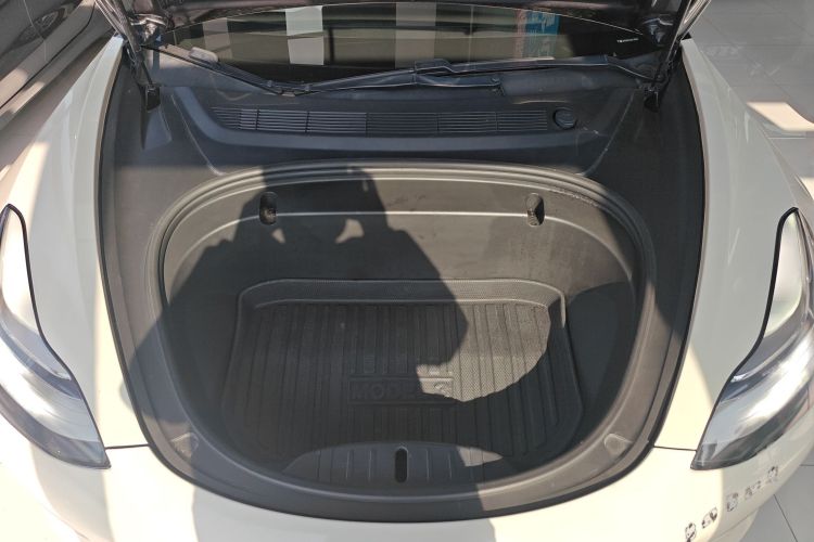特斯拉 Model 3 2020款 标准续航后驱升级版机舱底盘24