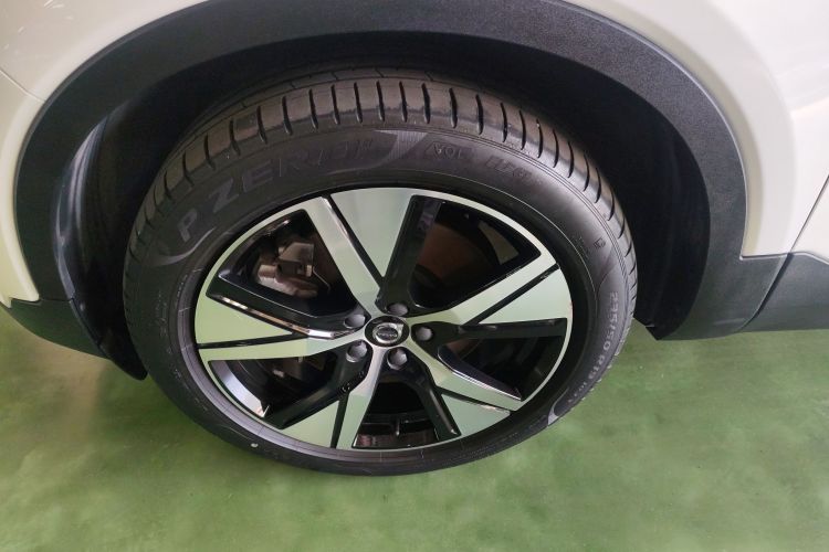 沃尔沃XC40新能源 2021款 P8 纯电 四驱智雅运动版车身外观6007