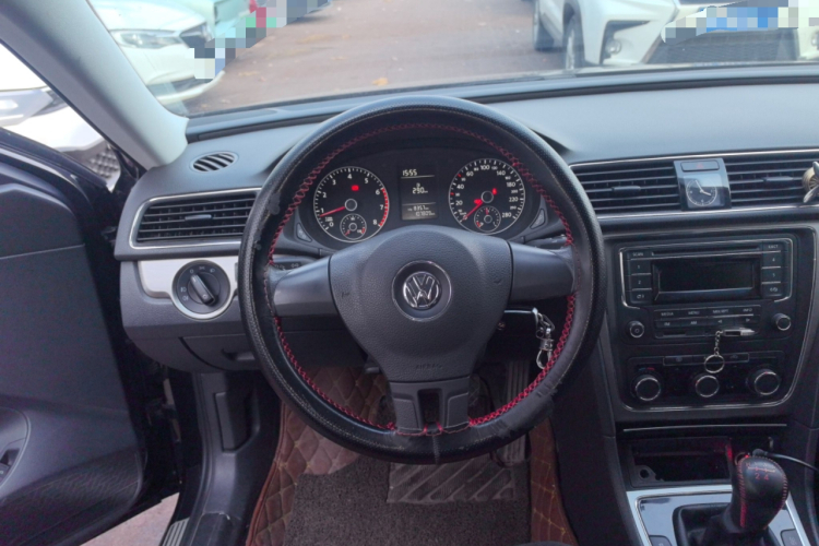 大众 帕萨特 2015款 1.4TSI 手动尊雅版中控内饰13
