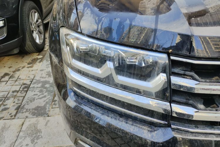 大众 途昂 2017款 380TSI 四驱豪华版车身外观8