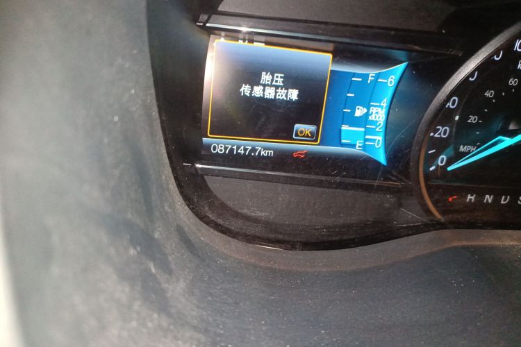 福特 探险者(进口) 2016款 2.3T 风尚版中控内饰15