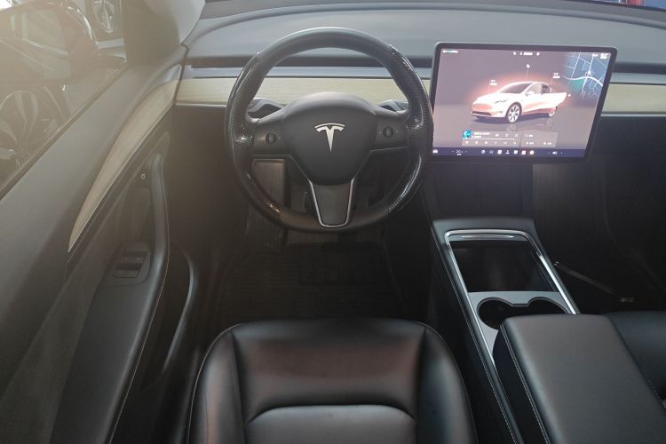 特斯拉 Model Y 2022款 改款 后轮驱动版局部细节13