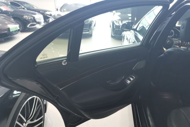 奔驰S级 2019款 S 320 L中控内饰49