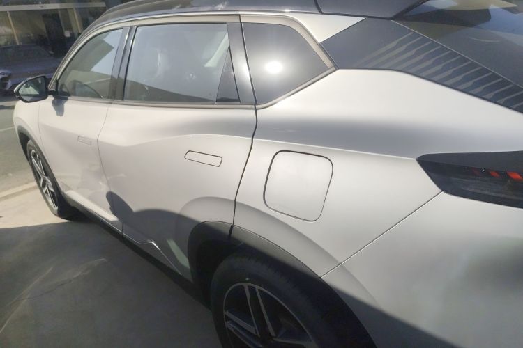 东风风神 皓瀚 2023款 DH-i 1.5T 尊贵版车身外观6003