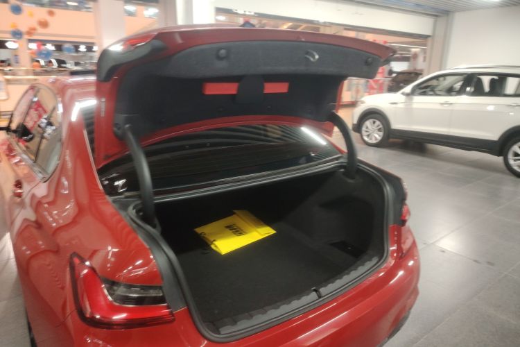 宝马3系 2020款 325Li M运动曜夜套装机舱底盘23