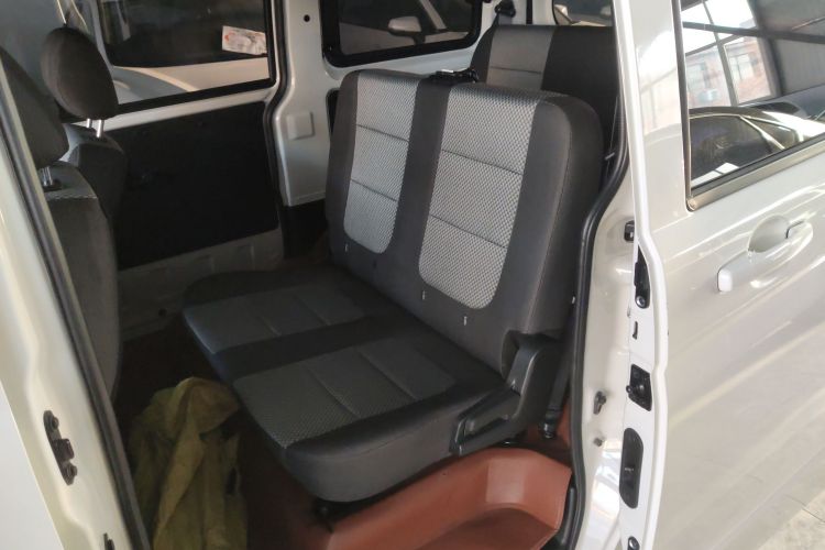 长安凯程 2021款 1.5L欧诺S智享版双蒸空调客车JL473QG中控内饰7004