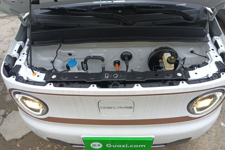 吉利银河 2024款 熊猫mini 200km 耐力熊机舱底盘24