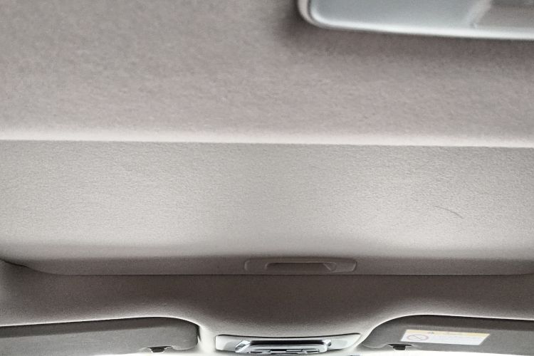 丰田 卡罗拉锐放 2023款 2.0L 精英版中控内饰22