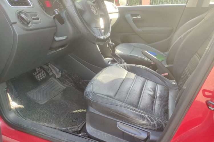 大众 Polo 2011款 1.6L 自动致尚版局部细节19