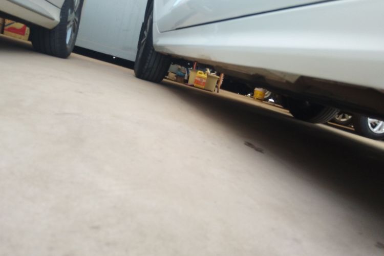 比亚迪 秦PLUS 2024款 荣耀版 DM-i 55KM领先型机舱底盘29