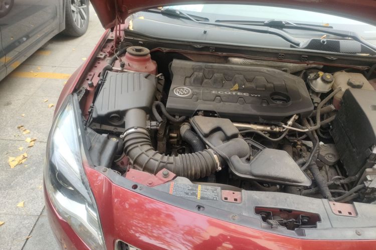 别克 君威 2015款 2.0L 领先时尚型局部细节9006