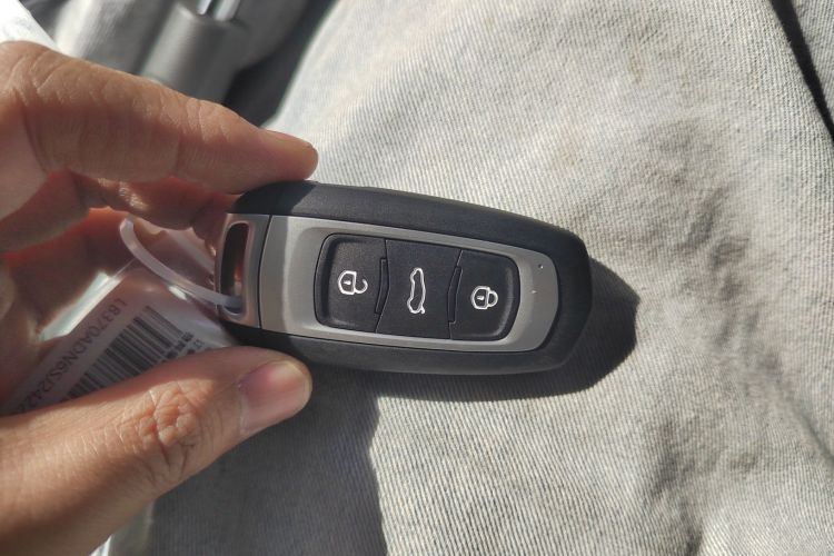 吉利银河 2024款 熊猫mini 200km 耐力熊中控内饰11