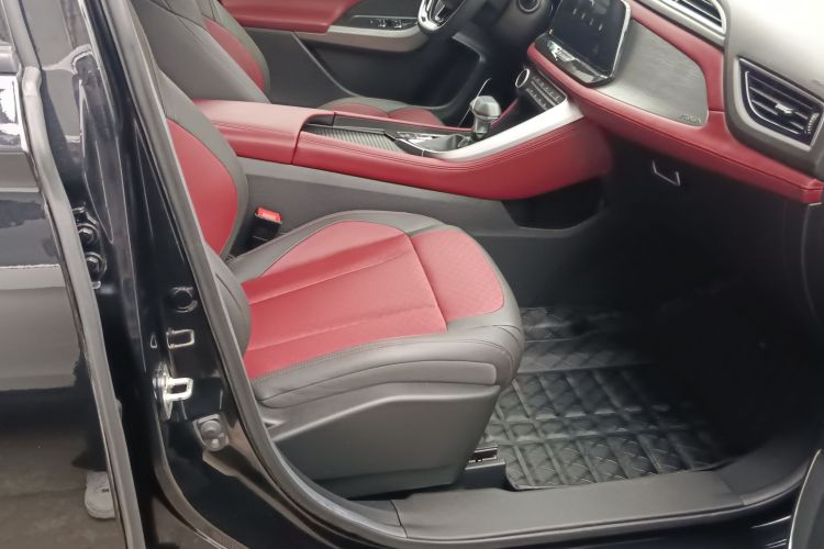 东风风神AX7 2021款 PRO 1.6T 自动智能版局部细节41