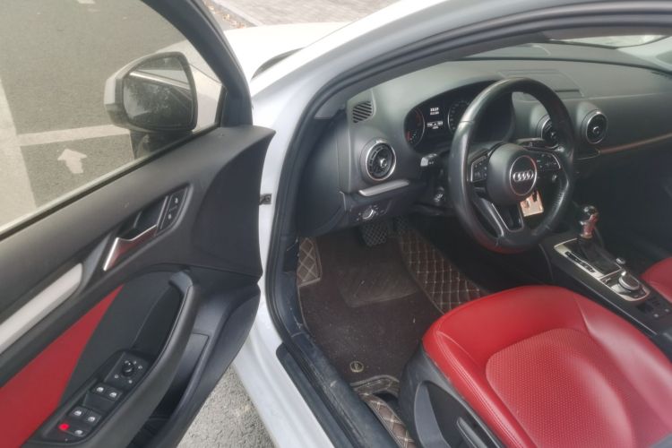 奥迪A3 2020款 Limousine 35 TFSI 进取型 国V中控内饰20