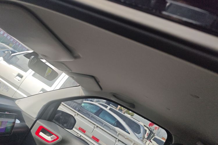 五菱汽车 宏光MINIEV 2022款 GAMEBOY 200km 玩咖款 磷酸铁锂中控内饰22