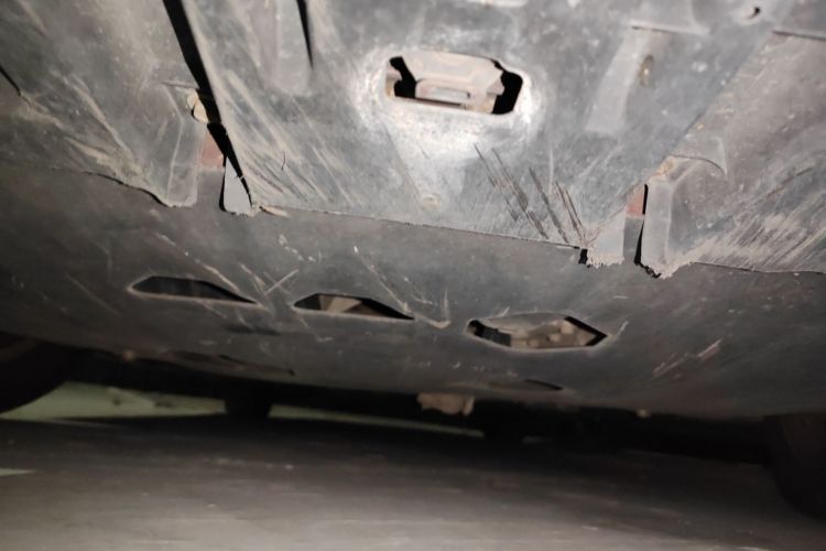 雷克萨斯CT 2013款 CT200h 精英版局部细节9008