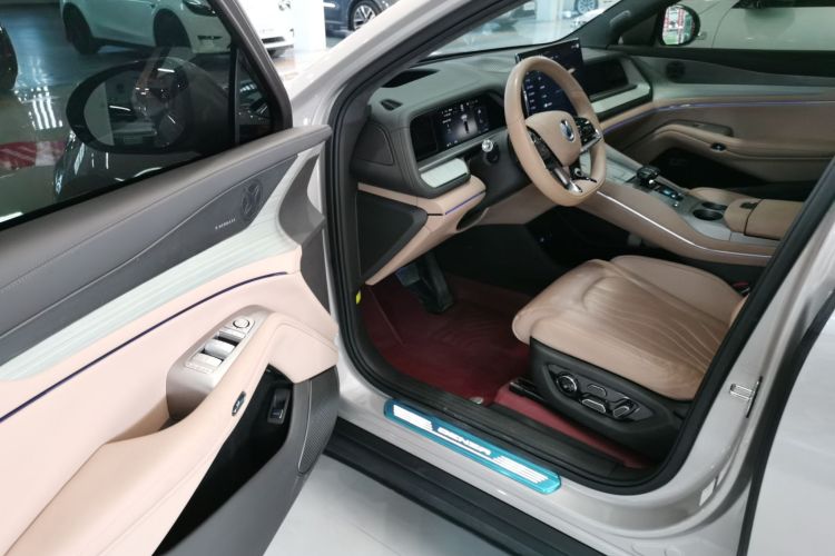 腾势N7 2023款 超长续航版中控内饰20