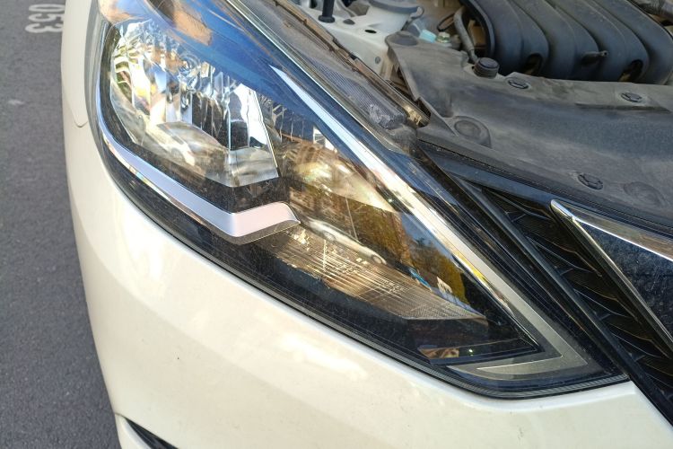 日产 轩逸 2021款 经典 1.6XE CVT舒适版车身外观8