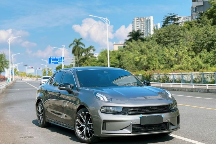 领克03 2021款 1.5TD DCT劲 冠军版车身外观3