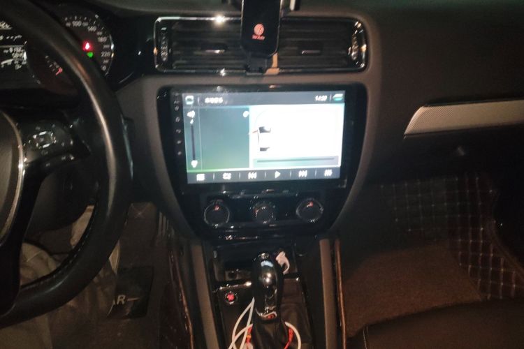 大众 速腾 2017款 1.6L 自动舒适型中控内饰16