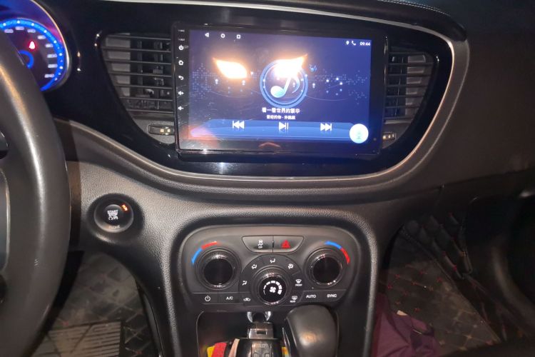 菲亚特 菲翔 2015款 1.4T 自动劲享版中控内饰16