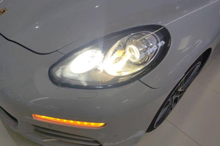 保时捷 2014款 Panamera 4 3.0T车身外观36