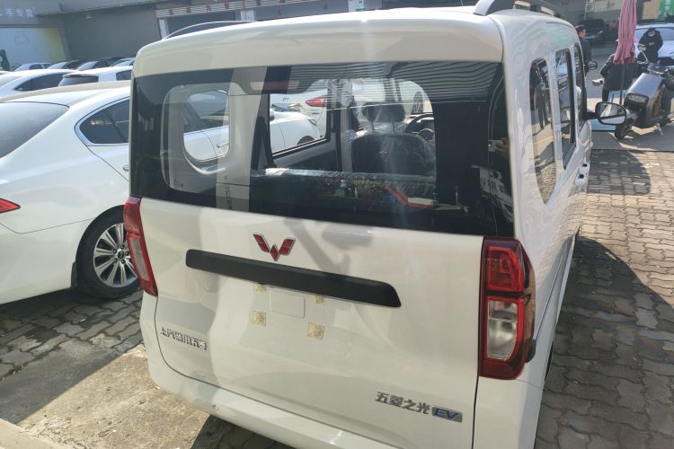 五菱汽车 五菱之光新能源 2025款 305km 进取型车身外观6004