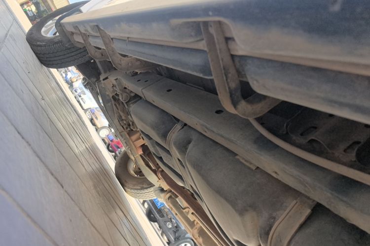 江铃 域虎3 2018款 2.5T柴油四驱豪华版长轴距局部细节9002