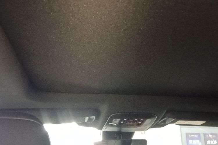 丰田 皇冠陆放 2022款 2.0T 四驱劲耀版中控内饰22