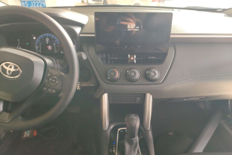 丰田 卡罗拉锐放 2023款 2.0L 先锋版局部细节16