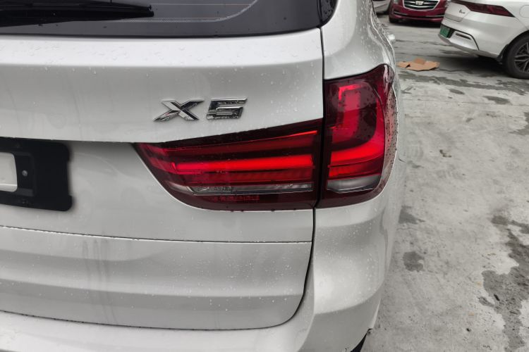 宝马X5(进口) 2017款 xDrive28i车身外观9
