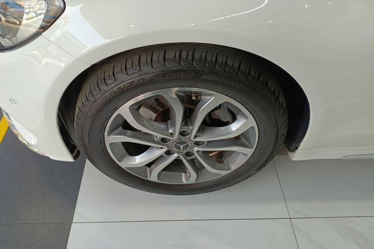 奔驰C级 2018款 C 180 L 动感型运动版车身外观6007