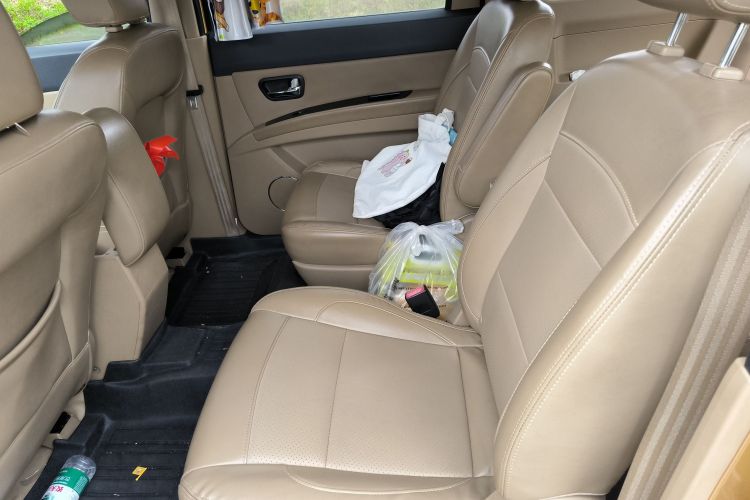 五菱汽车 五菱宏光 2014款 1.5L S标准型中控内饰21