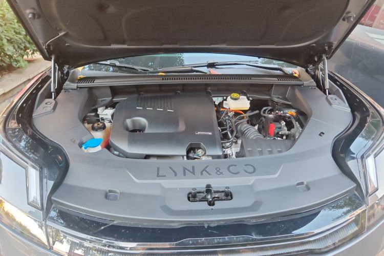 领克08 EM-P 2023款 120km 长续航Halo机舱底盘24