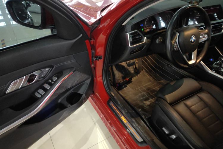 宝马3系 2020款 325Li 首发版中控内饰20