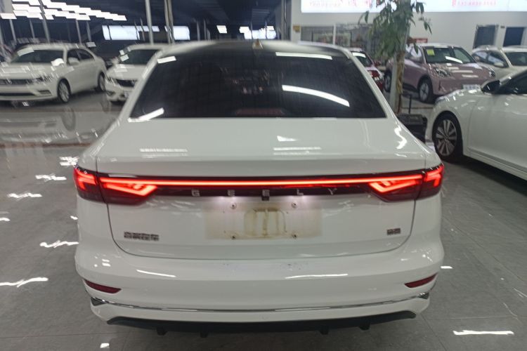 吉利汽车 帝豪 2022款 第4代 1.5L CVT尊贵型车身外观6